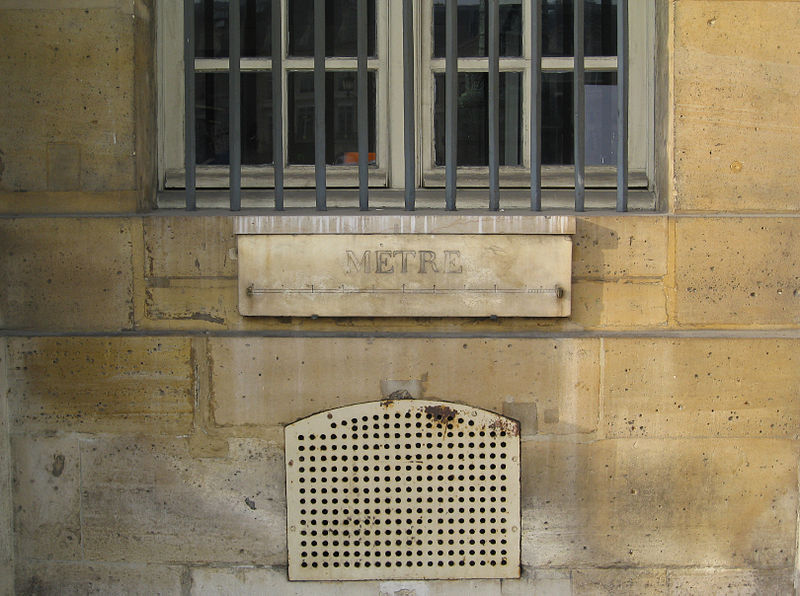 Fichier: Meter étalon, place Vendôme, Paris 2008.jpg